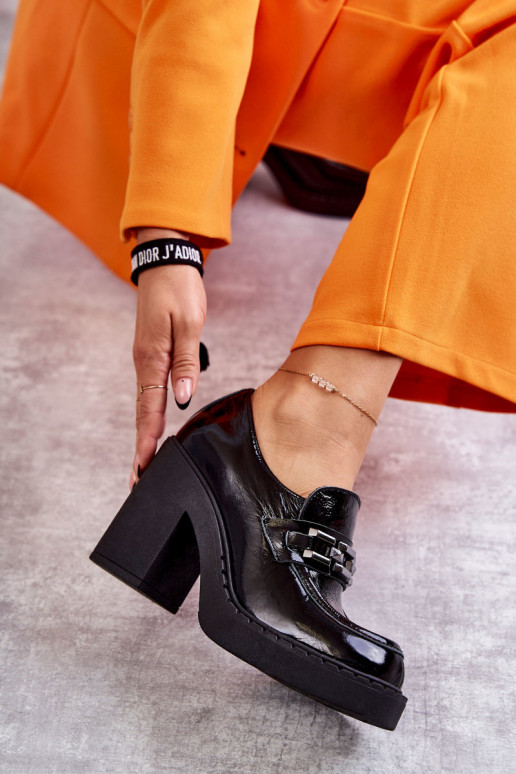 mit Lackeffekt Schuhe Auf einer riesigen Stange schZuarze Farbe Lemar Jaime mit Lackeffekt Schuhe Auf einer riesigen Stange schZuarze Farbe Lemar Jaime