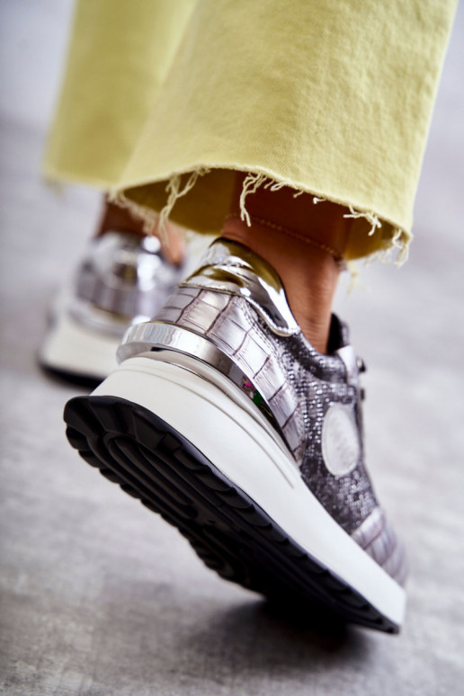 Féminin baskets Sur un coin GOE KK2N4083 couleur argent Féminin baskets Sur un coin GOE KK2N4083 couleur argent