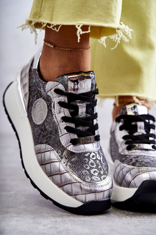 Féminin baskets Sur un coin GOE KK2N4083 couleur argent Féminin baskets Sur un coin GOE KK2N4083 couleur argent