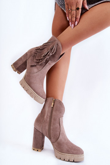 Chaussures en daim avec une plateforme LeÀski Shoes 3251 couleur cappuccino