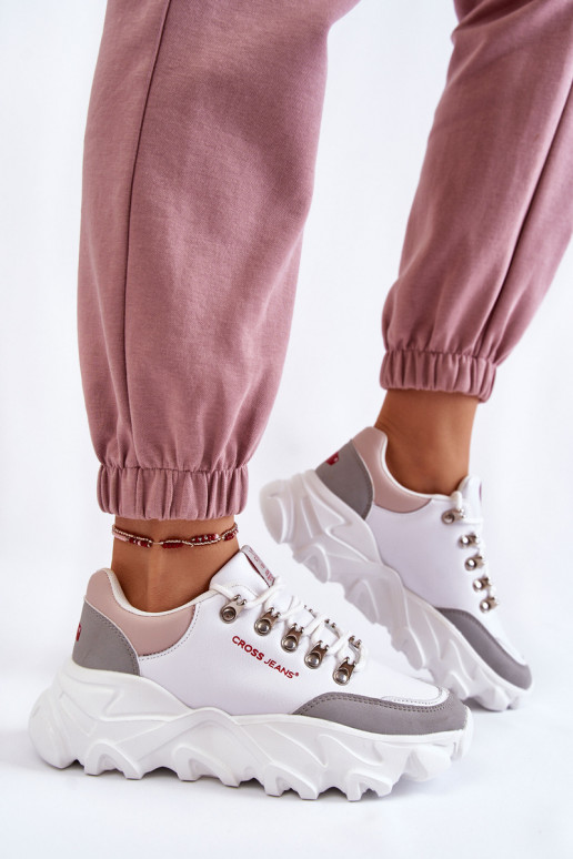 Féminin Chaussures modèle baskets avec une plateforme Cross Jeans KK2R4071C couleur blanche Féminin Chaussures modèle baskets avec une plateforme Cross Jeans KK2R4071C couleur blanche