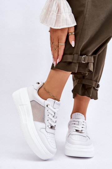 Féminin Modèle classique baskets GOE LL2N4060 couleur blanche