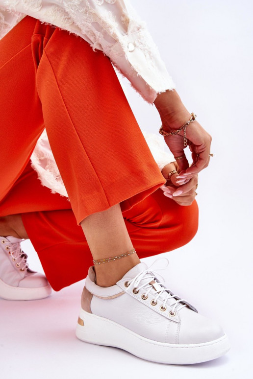 Dames Leer sportschoenen met platform Initte kleur Caressa Dames Leer sportschoenen met platform Initte kleur Caressa