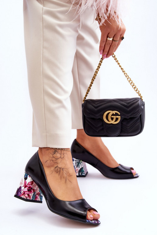 Peau Chaussures avec des talons décorés LeÀski Shoes 2608/K couleur noire