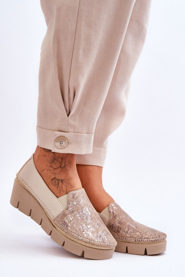 Leer Vrijetijdsschoenen met een platform Het heeftciejka 5814A-10 beige 2