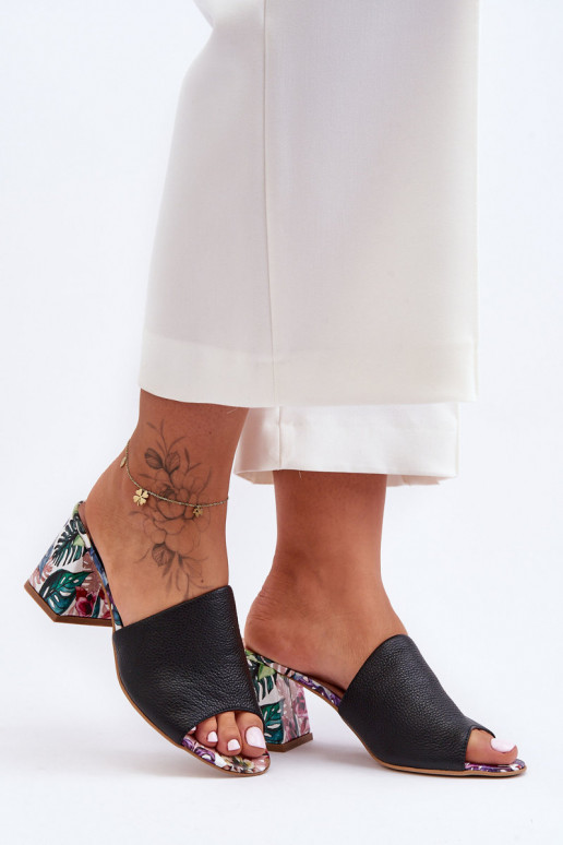 Féminin Pantoufles en cuir avec des talons LeÀski Shoes 3209/K couleur noire Féminin Pantoufles en cuir avec des talons LeÀski Shoes 3209/K couleur noire