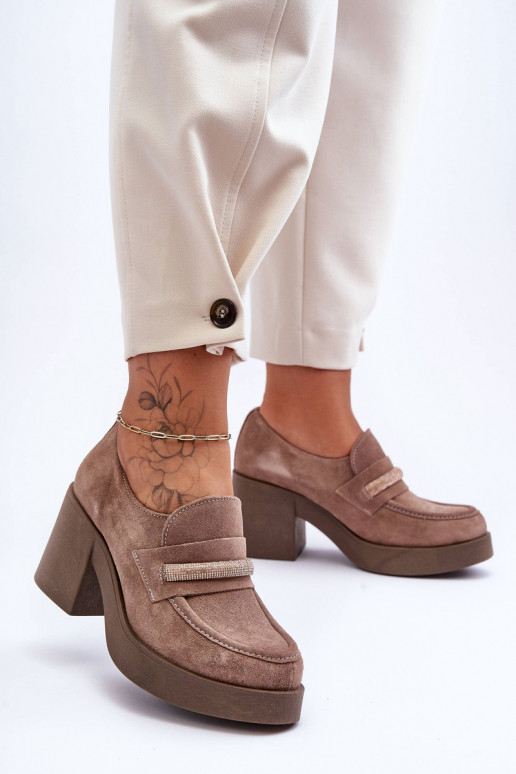 en daim chaussures avec des talons avec des ornements beige Lemar Gelanor en daim chaussures avec des talons avec des ornements beige Lemar Gelanor