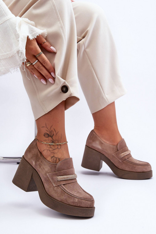 en daim chaussures avec des talons avec des ornements beige Lemar Gelanor en daim chaussures avec des talons avec des ornements beige Lemar Gelanor
