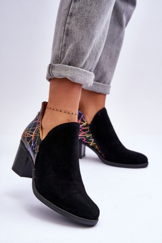 Bottes pour femmes avec des talons Il fautciejka 04492-99 couleur noire Bottes pour femmes avec des talons Il fautciejka 04492-99 couleur noire