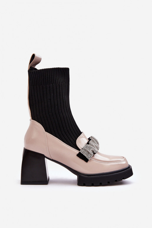 Bottes pour femmes Chez Skarpet avec des talons beige S.Barski MR870-41 Bottes pour femmes Chez Skarpet avec des talons beige S.Barski MR870-41