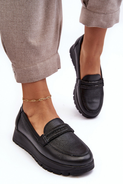 Peau chaussures avec une plateforme avec des ornements couleur noire Lemar Lehira