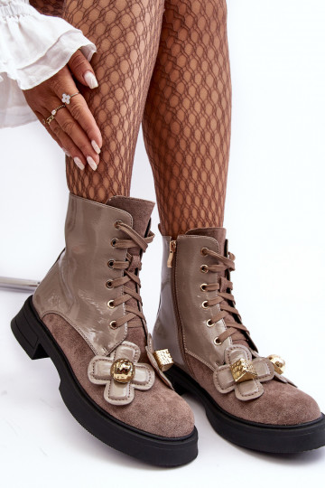 In de mode Dames Laarzen met ritssluitingen met mooie details D&A MR870-76 grijs-bruine kleur