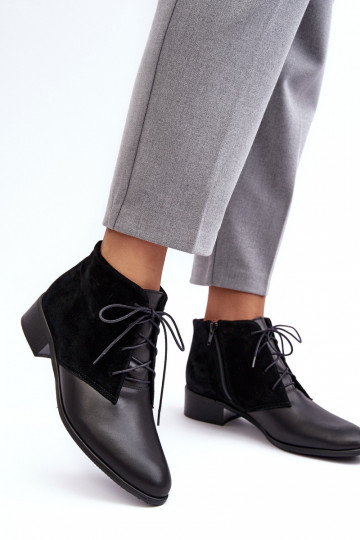 À la mode Féminin Bottes à lacets couleur noire Kefora