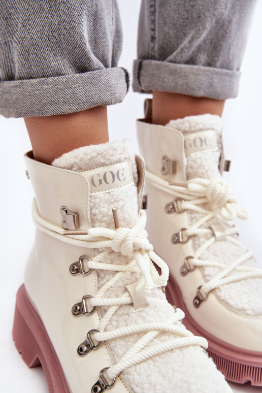 avec effet vernis Peau Bottes chaussures Féminin GOE MM2N4083 couleur blanche avec effet vernis Peau Bottes chaussures Féminin GOE MM2N4083 couleur blanche