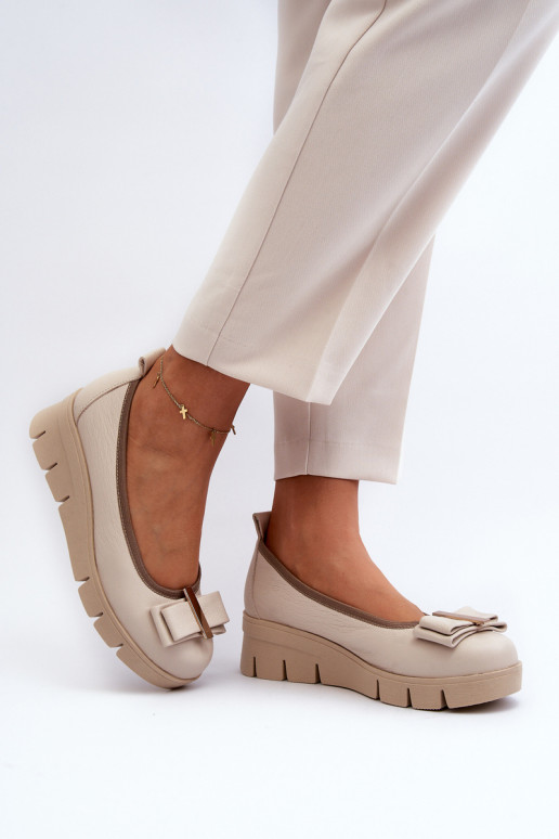 Ballerines Peau avec une plateforme avec des ornements couleur crème LeÀski 3384 Ballerines Peau avec une plateforme avec des ornements couleur crème LeÀski 3384