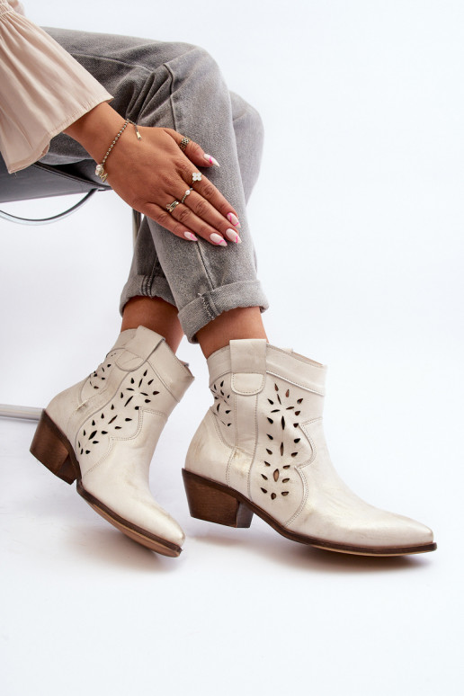 Zazoo 2870 Peau Bottes Sur un talon bas avec des éléments ajourés couleur argent Zazoo 2870 Peau Bottes Sur un talon bas avec des éléments ajourés couleur argent