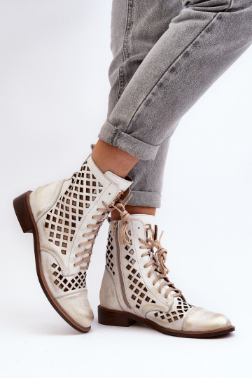 Zazoo 2695 avec des éléments ajourés Peau Bottes couleur dorée Przecierany 2