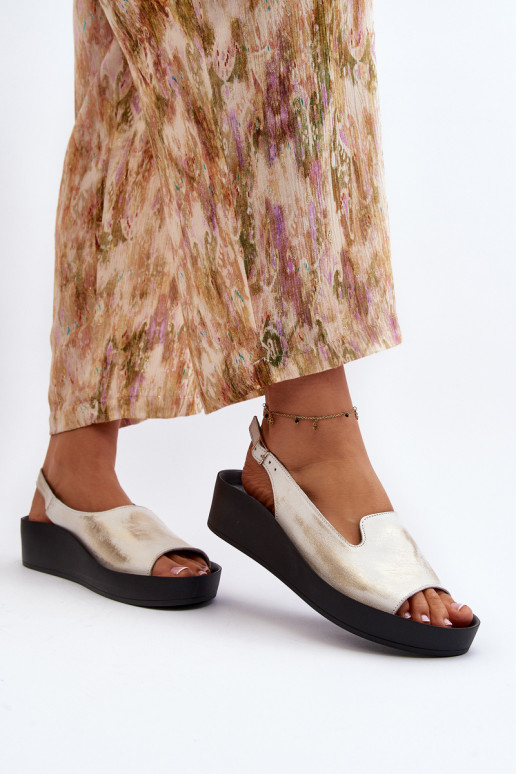 Zazoo 2893 Dames sandalen Leer na Dikj PodeszInie gouden kleur Przecierany Zazoo 2893 Dames sandalen Leer na Dikj PodeszInie gouden kleur Przecierany