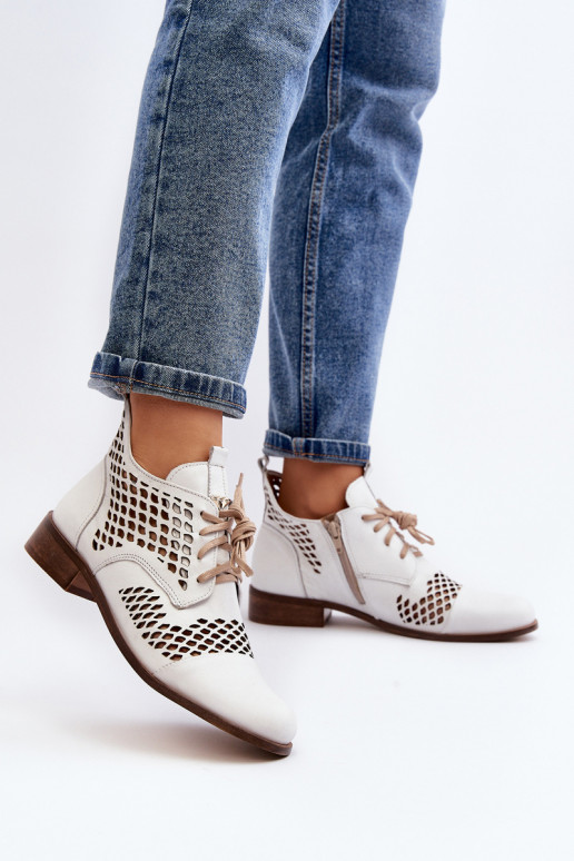 Zazoo 2704 Peau Bottes ajourées couleur blanche Zazoo 2704 Peau Bottes ajourées couleur blanche