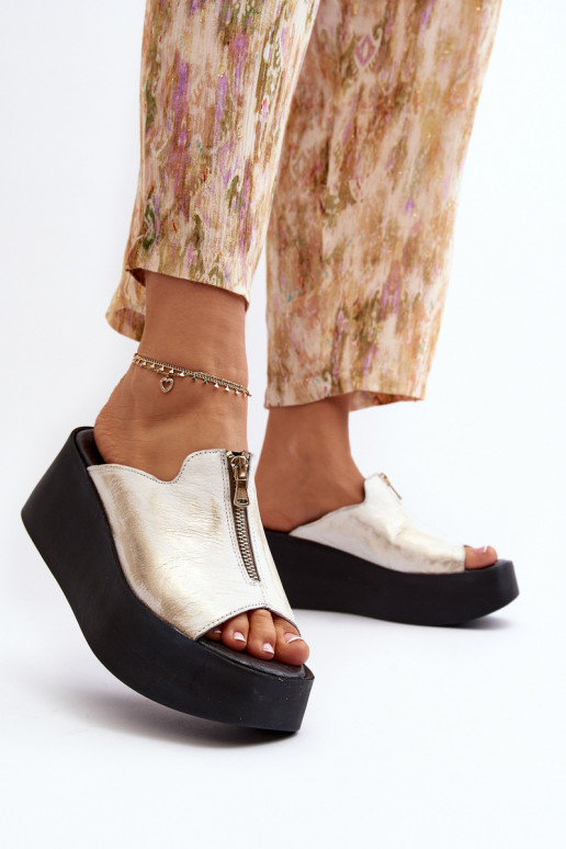 Zazoo 2916 Dames Slippers met platform met ritssluitingen gouden kleur Zazoo 2916 Dames Slippers met platform met ritssluitingen gouden kleur