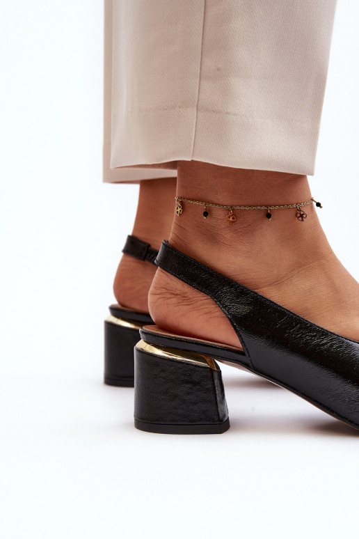 Damensandalen mit Ornamenten Laura Messi 2719 schZuarze Farbe Damensandalen mit Ornamenten Laura Messi 2719 schZuarze Farbe