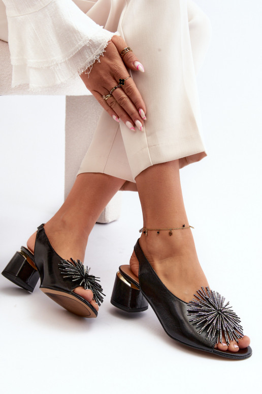 Sandales pour femmes avec des ornements Laura Messi 2719 couleur noire Sandales pour femmes avec des ornements Laura Messi 2719 couleur noire