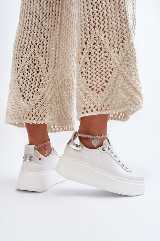 Leer Dames Sneakers model schoenen Met armband CheBello 4406 Initte kleur Leer Dames Sneakers model schoenen Met armband CheBello 4406 Initte kleur