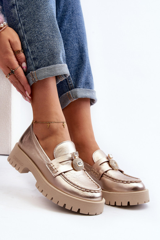 Leer schoenen Mocassins met ornamenten CheBello 4291 gouden kleur Leer schoenen Mocassins met ornamenten CheBello 4291 gouden kleur