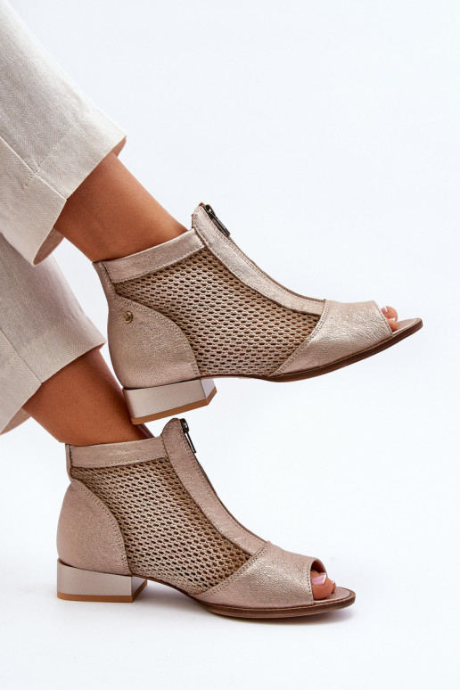 Peau Bottes pour femmes avec des talons largesOdkrytymi Palcami Il fautciejka 06413-25 couleur dorée Peau Bottes pour femmes avec des talons largesOdkrytymi Palcami Il fautciejka 06413-25 couleur dorée