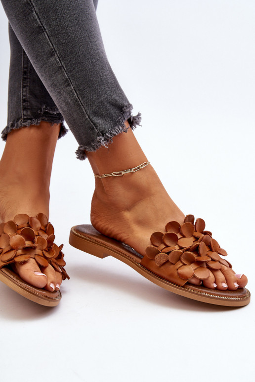 Zazoo 40381 Féminin Pantoufles en cuir avec des talons larges marron Zazoo 40381 Féminin Pantoufles en cuir avec des talons larges marron