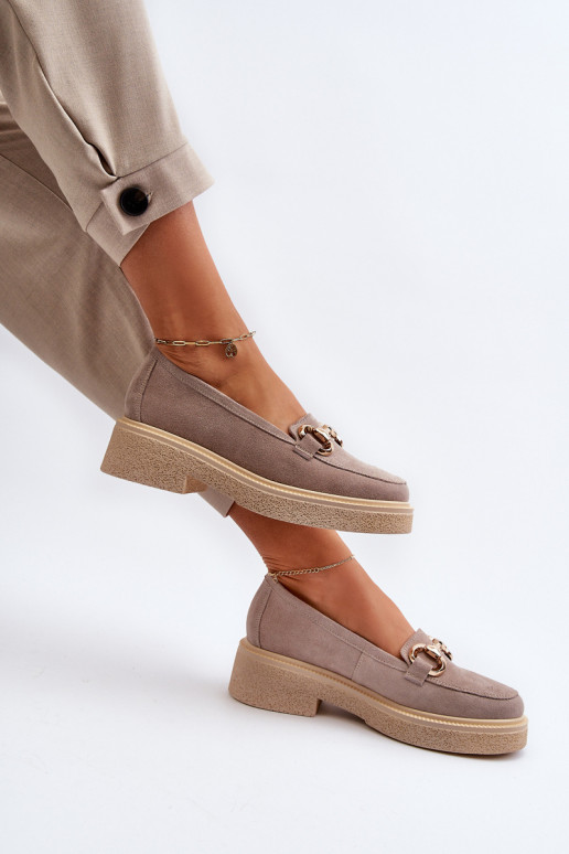 Zazoo 3429 Mocassins en daim Féminin avec des ornements couleur cappuccino Zazoo 3429 Mocassins en daim Féminin avec des ornements couleur cappuccino