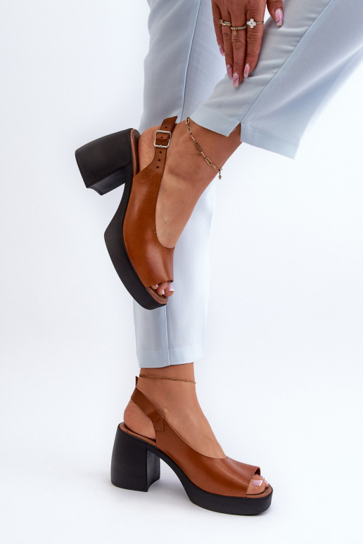 Zazoo 40376 Dames sandalen Op enorme hakken bruine kleur Zazoo 40376 Dames sandalen Op enorme hakken bruine kleur