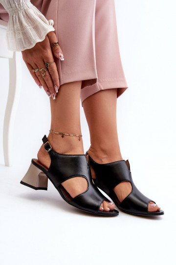 Sandales en cuir pour femmes à talons de couleur noire Tai turiciejka 06566-01 2