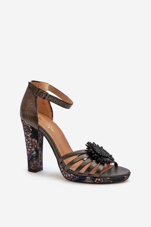 Damessandalen met hoge hakken met ornamenten Het heeftciejka 06620-20 grijs Damessandalen met hoge hakken met ornamenten Het heeftciejka 06620-20 grijs
