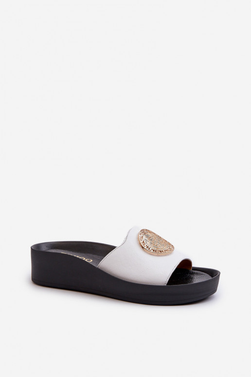 Zazoo 2920 Pantoufles en cuir Féminin Sur un coin Ze couleur doréem Detalem couleur blanche Zazoo 2920 Pantoufles en cuir Féminin Sur un coin Ze couleur doréem Detalem couleur blanche