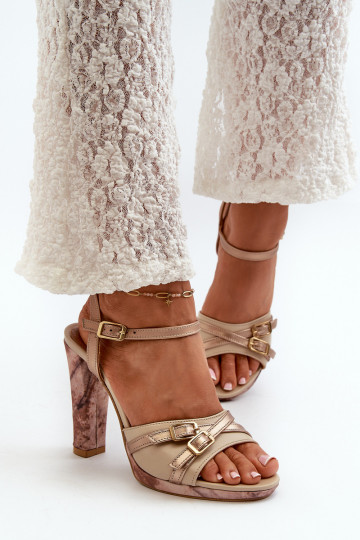 Sandales en cuir à talons pour femmes, Tai turiciejka 06564-22 couleur sable-or