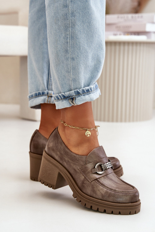 Zazoo 20175 chaussures Féminin avec des talons Cuir naturel beige Zazoo 20175 chaussures Féminin avec des talons Cuir naturel beige