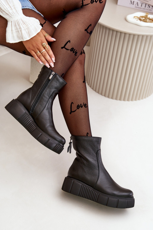 Zazoo 60369 Bottes pour femmes avec une plateforme couleur noire Zazoo 60369 Bottes pour femmes avec une plateforme couleur noire