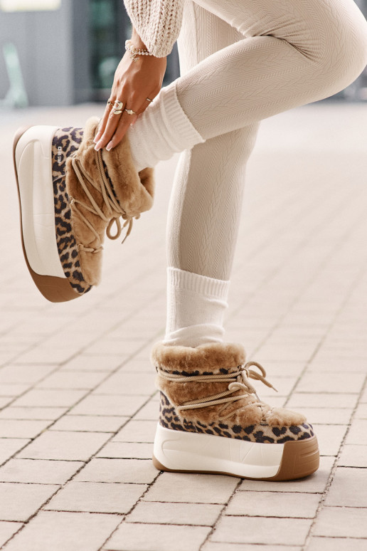 Peau Bottes de neige Féminin Sur une semelle épaisse avec un manteau de fourrure avec des motifs en fourrure de léopard Big Star Peau Bottes de neige Féminin Sur une semelle épaisse avec un manteau de fourrure avec des motifs en fourrure de léopard Big Star