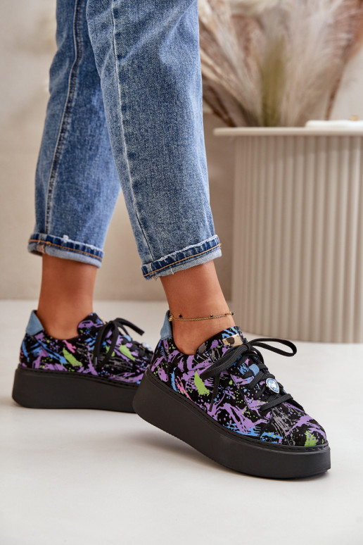 Peau baskets avec une plateforme Il fautciejka 06191-05 Couleur violette Peau baskets avec une plateforme Il fautciejka 06191-05 Couleur violette