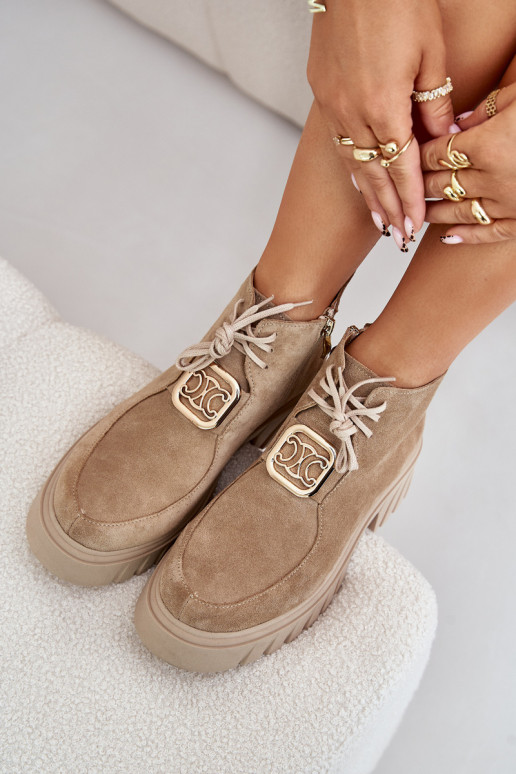 Zazoo 2952 Chaussures en daim avec des détails dorés beige Zazoo 2952 Chaussures en daim avec des détails dorés beige