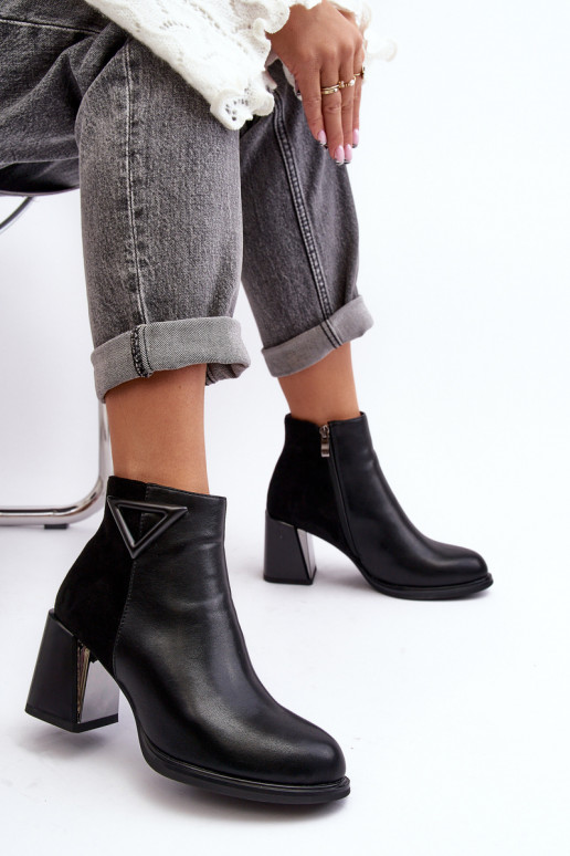 avec effet vernis Bottes avec des talons réchauffer MR880-093 couleur noire avec effet vernis Bottes avec des talons réchauffer MR880-093 couleur noire