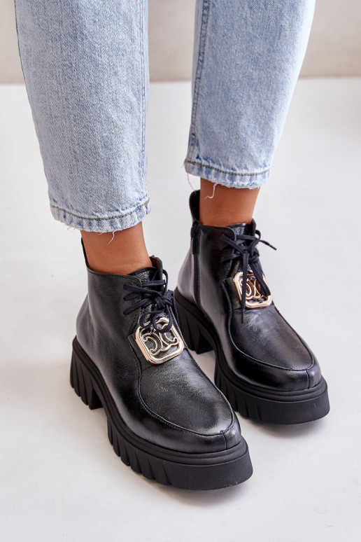 Zazoo 2952 Peau Bottes avec des détails dorés couleur noire