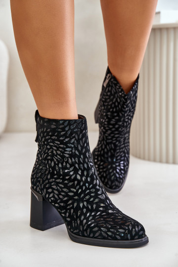Bottines à talons en daim Avec des décorations Tłoczeniem D&A CR42-192 couleur noire