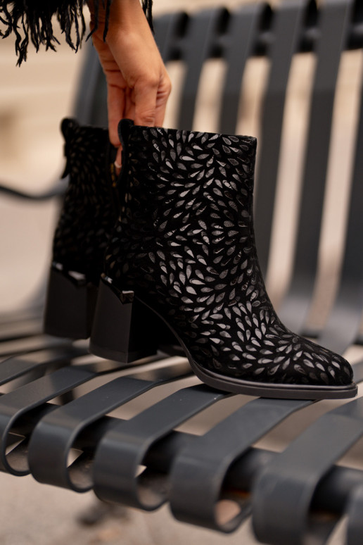 Suède laarzen Met sierlijk Tłoczeniem D&A CR42-192 zInart Suède laarzen Met sierlijk Tłoczeniem D&A CR42-192 zInart