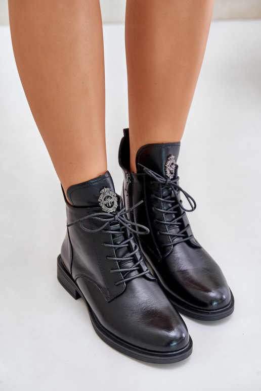 réchauffer Bottes avec des talons larges avec des ornements couleur noire Leonise réchauffer Bottes avec des talons larges avec des ornements couleur noire Leonise