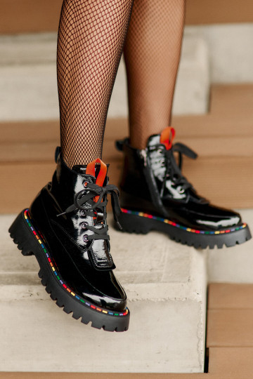 Peau avec effet vernis Bottines de travail Au Château couleur noire Anafra