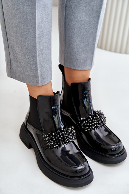 Peau avec effet vernis Bottes avec des ornements Un modèle convaincant réchauffer couleur noire Solimav Peau avec effet vernis Bottes avec des ornements Un modèle convaincant réchauffer couleur noire Solimav