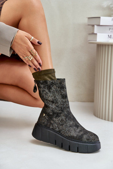 Haut Damenstiefel mit einer Plattform Es mussciejka 06766-09 Khaki-Farbe