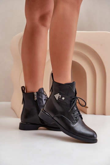 Peau Bottes avec des talons larges avec des ornements réchauffer Il fautciejka N3115-01 couleur noire